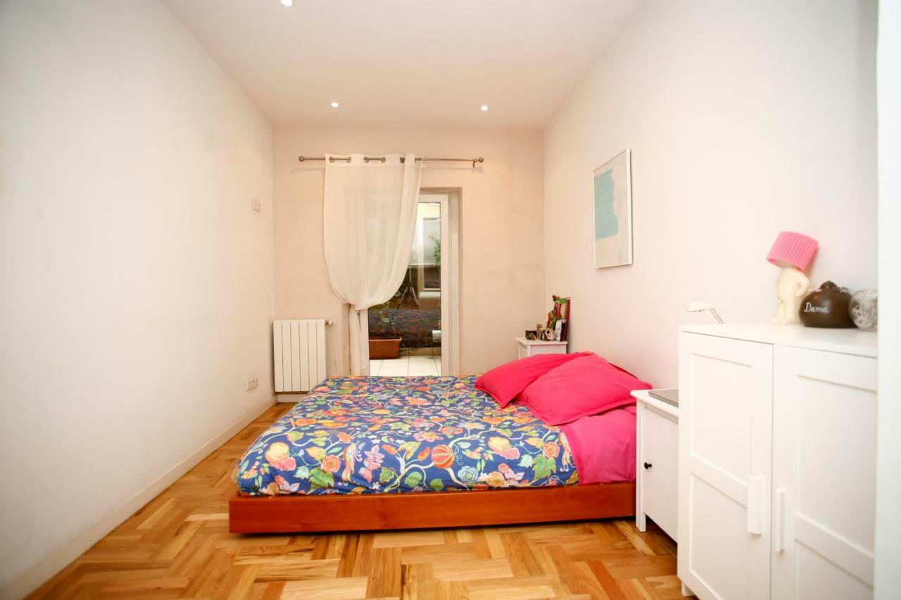 Piso Céntrico con Patio Appartamento Bilbao Esterno foto